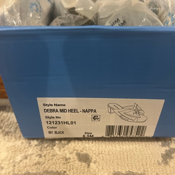 Jack Rogers Debra mid heel with bow - Picture 7 of 11